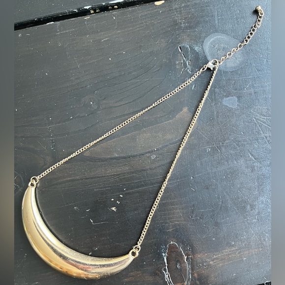 Vintage Glam Necklaces - Picture 3 of 4